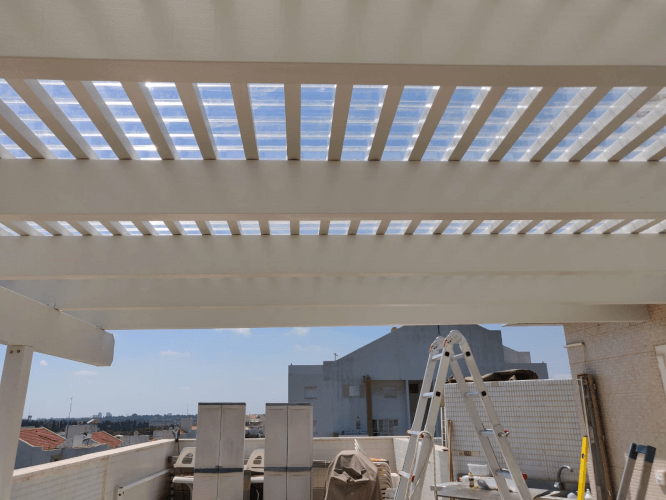 בניית פרגולה מאלומיניום 3